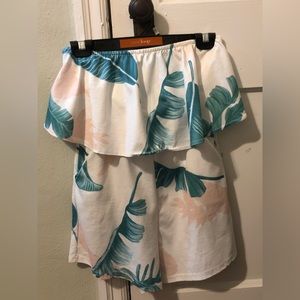 Sleeveless romper women’s Size S